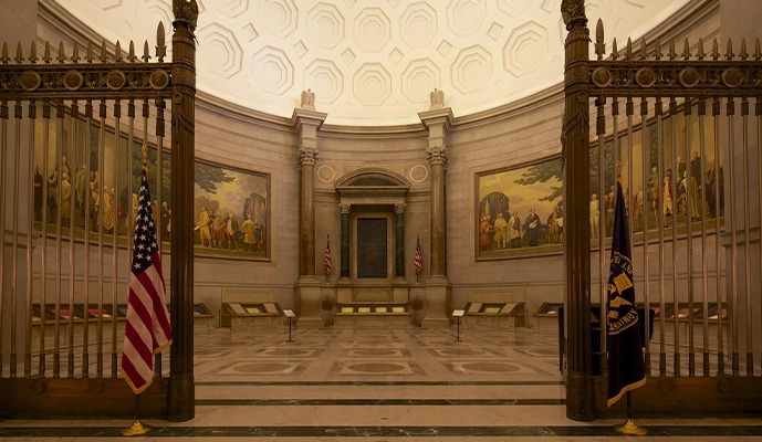Combo: National Archives + Museum of American History Tour - Image 3